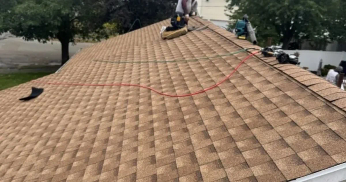 Architectural asphalt shingles professionally installed on a Greater Boston home.
